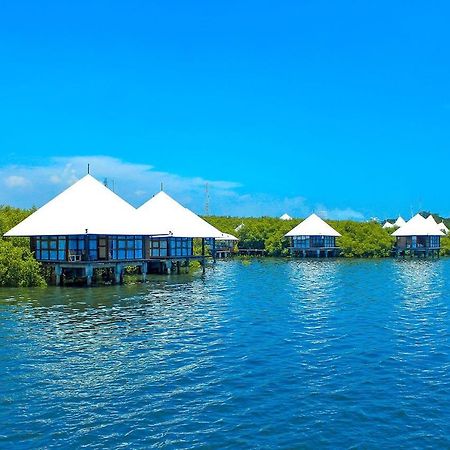 BeeJay Bakau Resort Probolinggo Exterior foto