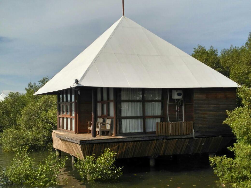 BeeJay Bakau Resort Probolinggo Exterior foto